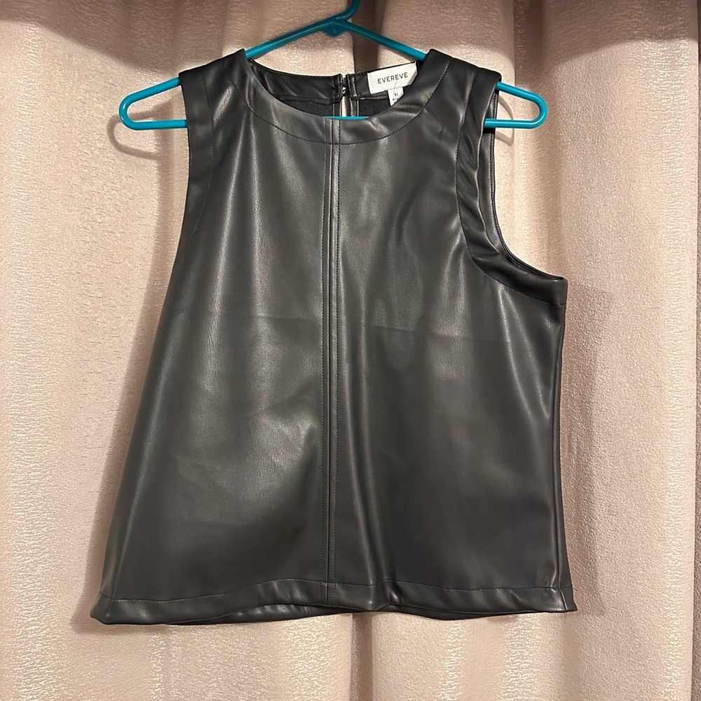 NWT Evereve Black Faux Leather Top